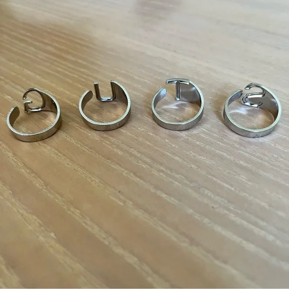 *NEW* OLIVIA RODRIGO Themed GUTS Letters Set of 4 Rings in Silver - Picture 10 of 11